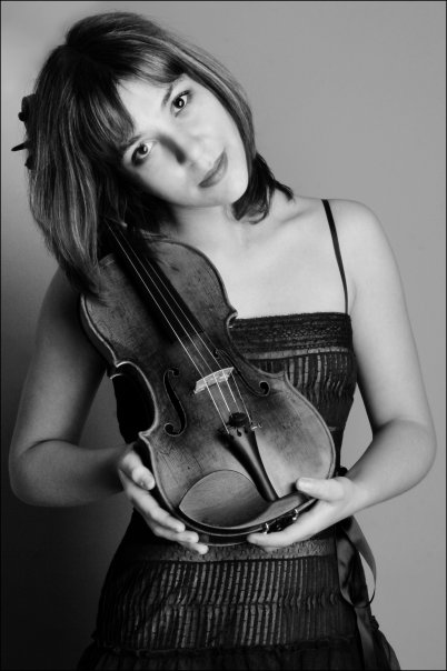 Violin Performance by Russian violinist Dina Nesterenko